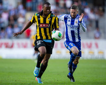 Häckens Carlos Strandberg i löpduell med IFK Göteborgs