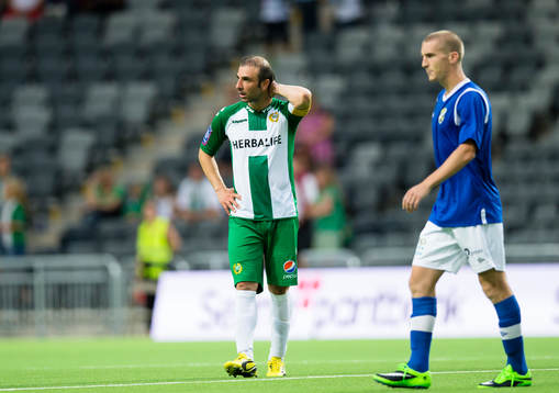 Hammarbys Kennedy Bakircioglü ser besviken ut