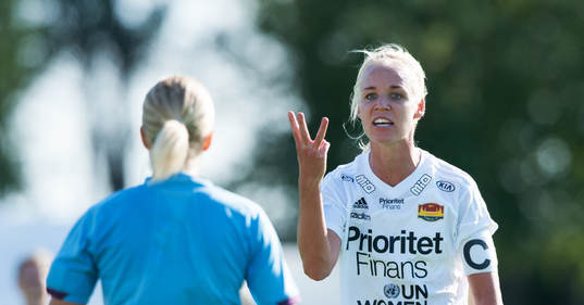 Tre poäng till Tyresö och Caroline Seger, Tyresö, visar
