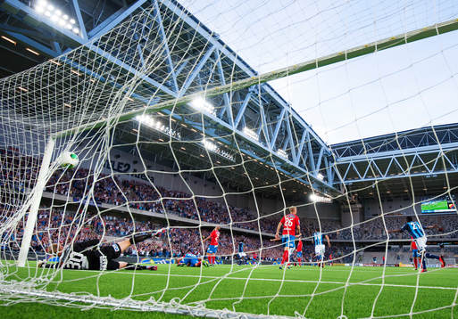 Helsingborgs målvakt Pär Hansson släpper in 2-1-målet