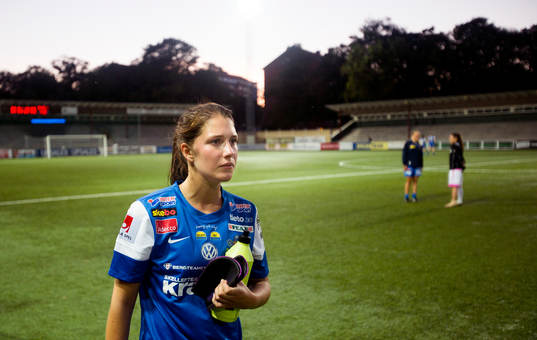 Sunnanås Stina Hedlund lämnar planen