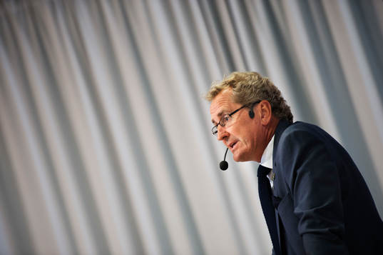 Sveriges förbundskapten Erik Hamrén presenterar