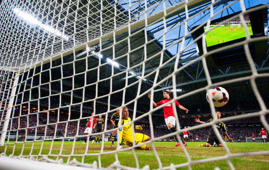 Manchester Uniteds Ángelo Henríquez jublar