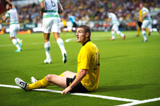 James Keene, Elfsborg, dras ner och vill ha straff