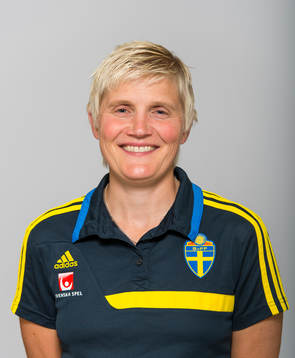Åsa Lönnqvist, sjukgymnast för F15/98-landslaget
