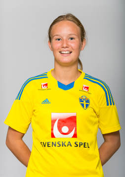 Ellen Hellsén, spelare i F15/98-landslaget
