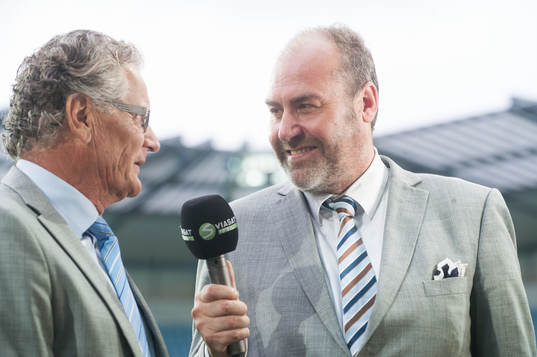 Niklas Holmgren och Bo Petersson, TV-kommentatorer, Viasat