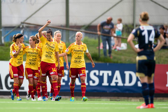 Tyresös Jennifer Hermoso Fuentes gör 1-0 och sträcker