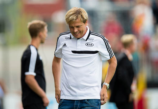 Tyresös tränare Tony Gustavsson reagerar