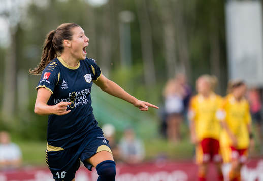 LdB Malmös Ramona Bachmann firar 2-3 målet