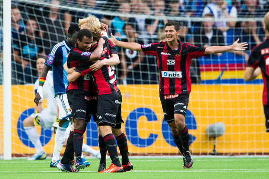 Brommapojkarnas Serge-Junior Martinsson Ngouali gör 2-0