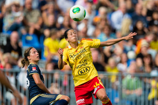 LdB Malmös Lina Nilsson och Tyresös Jennifer Hermoso