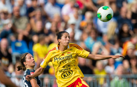 LdB Malmös Lina Nilsson och Tyresös Jennifer Hermoso