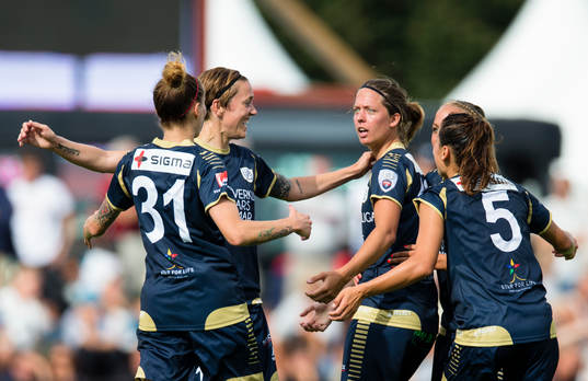 LdB Malmös Lina Nilsson gör 2-2 på frispark och