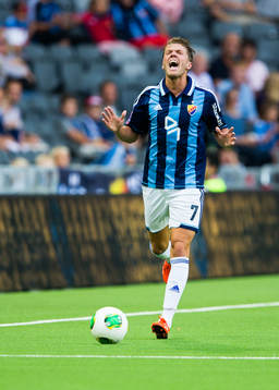 Djurgårdens Martin Broberg skriker ut sin frustration