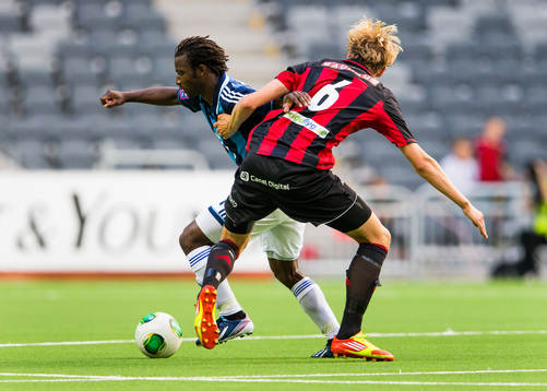 Djurgårdens Amadou Jawo och Brommapojkarnas Joakim Lindner