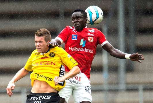 Elfsborgs Marcus Rohdén och Kalmars Papa Alioune Diouf i