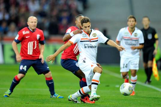 Bläddra bland fler bilder av Fotboll, Ligue 1, Lille - Lorient