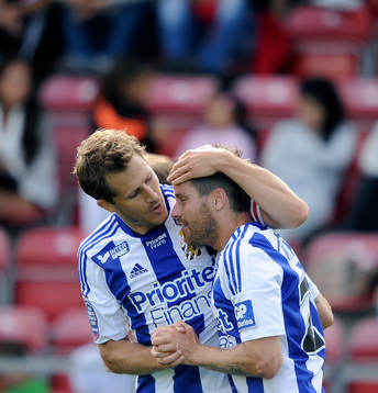 0-2 målet med Göteborgs nr 21 Pontus Farnerud, han jublar