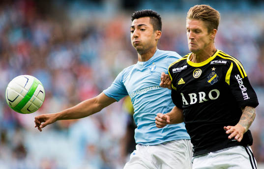 Malmö FFs Jiloan Hamad och AIKs Martin Lorentzson
