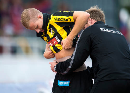 Häckens Simon Gustafson får utgå