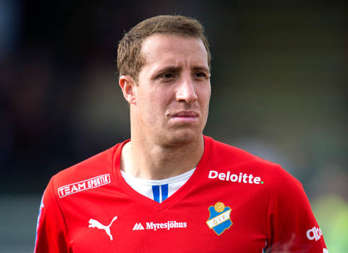 Östers Kenny Pavey i fotbollsmatchen mellan Häcken och