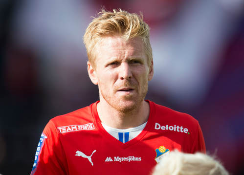 Östers Josef Elvby i fotbollsmatchen mellan Häcken och