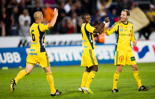 Ängelholms Mikael Dahlgren jublar