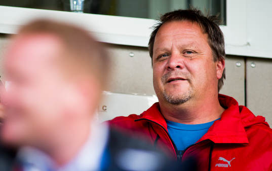 Helsingborgs tränare Roar Hansen på plats