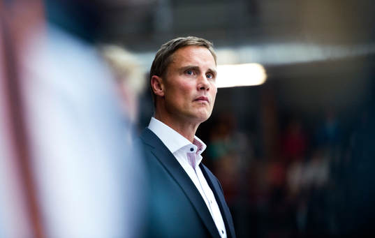 Frölundas tränare Roger Rönnberg i ishockeymatchen