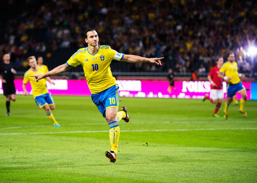 Bläddra bland fler bilder av Fotboll, Träningslandskamp, Sverige - Norge