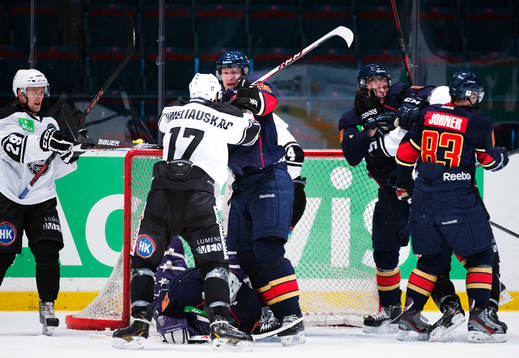 TPS Åbos Tadas Kumeliauskas i bråk med Djurgårdens David