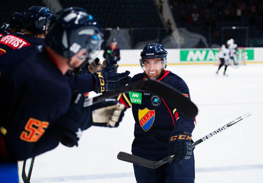 Djurgårdens Steve Saviano jublar