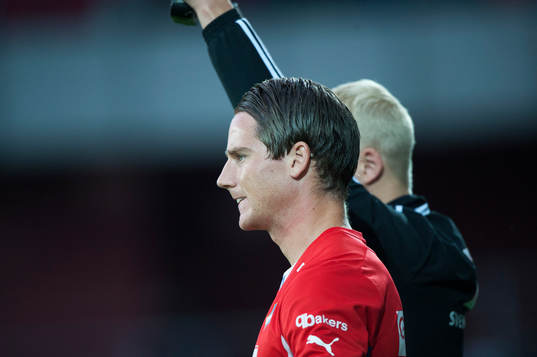 Johan Persson, Öster, sammanbiten