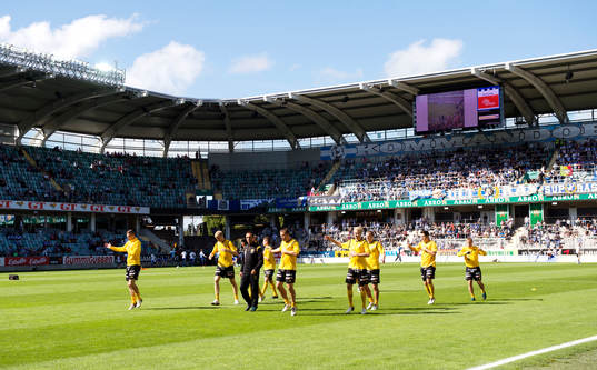 Elfsborg värmer upp innan matchen mellan IFK Göteborg och