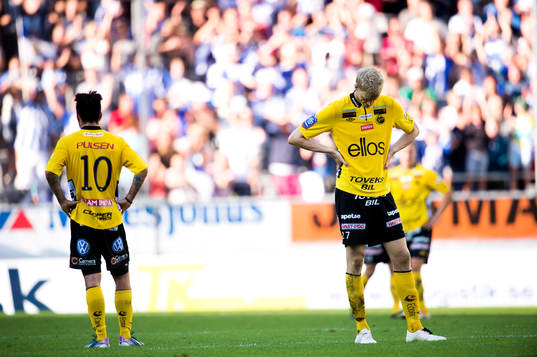 Elfsborgs Mikkel Beckmann och Tom Söderberg deppar