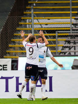 Gefles Johan Oremo jublar