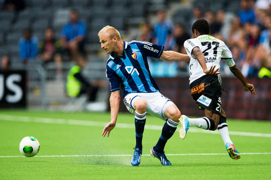 Djurgårdens Vytautas Andriuskevicius och Häckens Nasiru