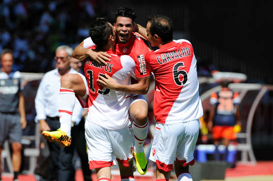 Lucas Ocampos / Emmanuel Riviere / Ricardo Carvalho -