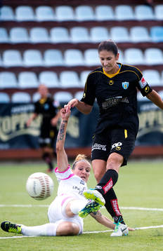 Göteborgs Yael Averbuch, och Malmös Anja Mittag