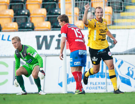 Mjällbys Pär Ericsson jublar
