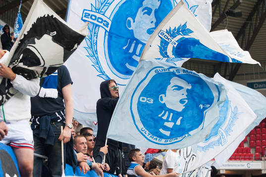 Supporterflaggor, supportrar, malmö