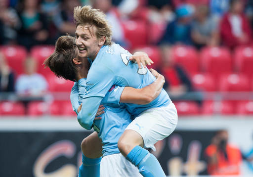 0-1, Simon Thern, Malmö, grattas av Emil Forsberg i