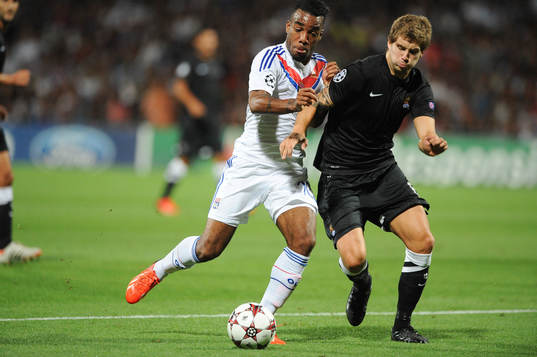 Fotboll, Kval till Champions League, Olympique Lyon - Real