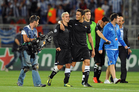 Fotboll, Kval till Champions League, Olympique Lyon - Real