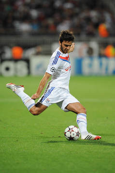 Fotboll, Kval till Champions League, Olympique Lyon - Real