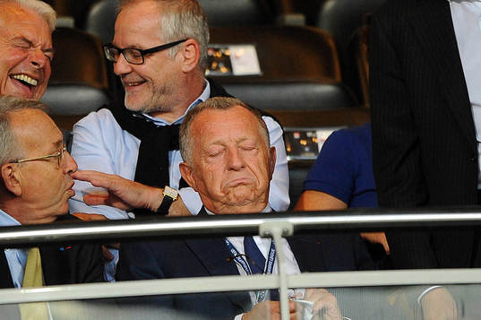 Fotboll, Kval till Champions League, Olympique Lyon - Real