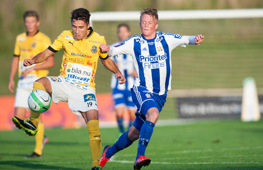 Sam Larsson, IFK Göteborg och Ali Burrniku, Lund