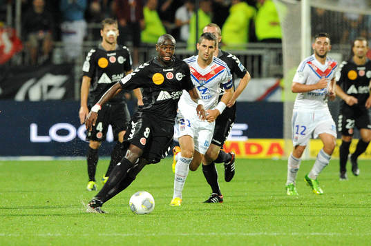 Prince ONIANGUE - 24.08.2013 - Lyon / Reims - 3eme journee