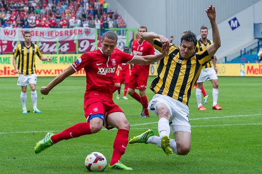 Bläddra bland fler bilder av Fotboll, Eredivisie, Vitesse - FC Twente